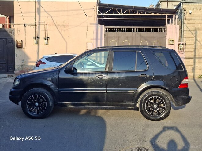 Mercedes ML 320-4