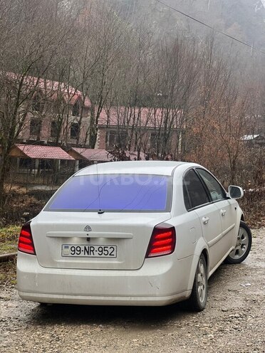 Daewoo Gentra-12