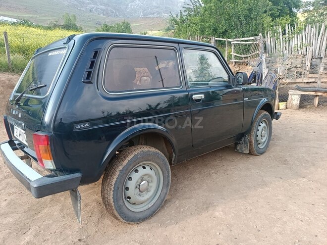 LADA (VAZ) Niva-11