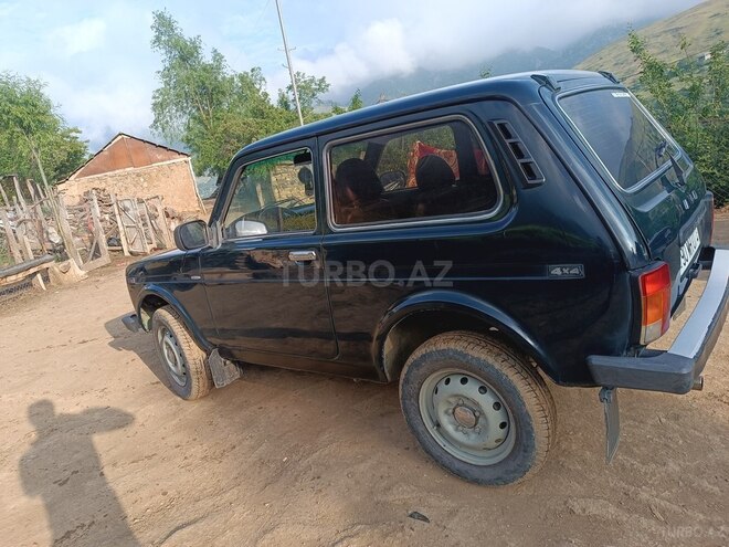 LADA (VAZ) Niva-13