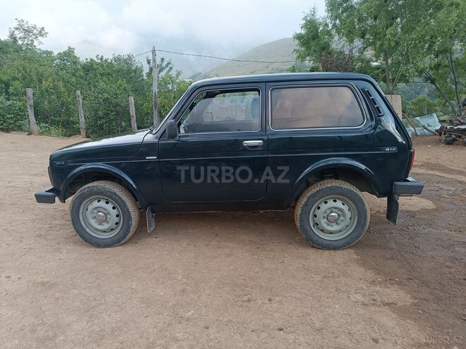 LADA (VAZ) Niva-18
