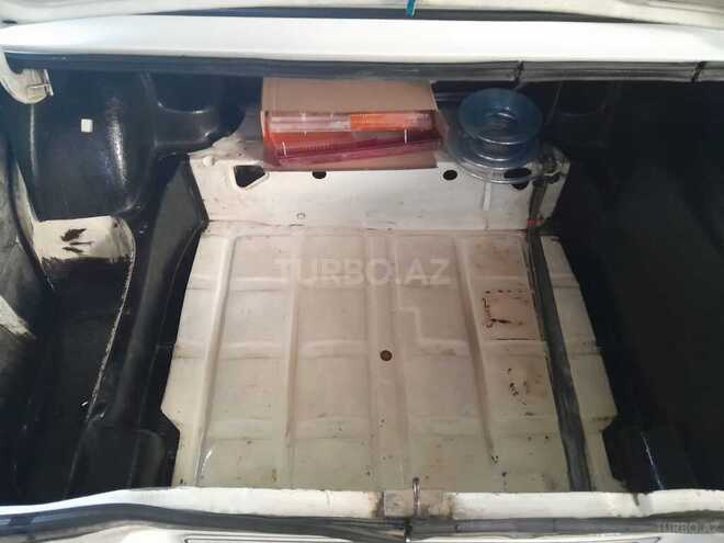 LADA (VAZ) 2107-10