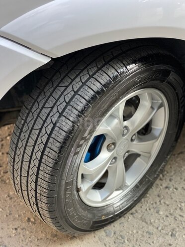 Hyundai Tucson-17