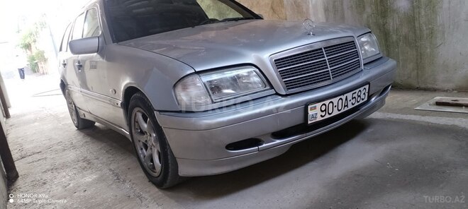 Mercedes C 200-2
