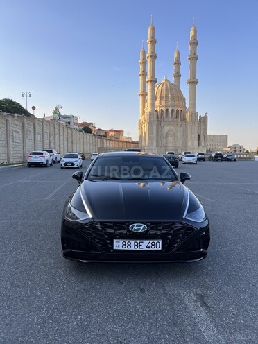Hyundai Sonata-1