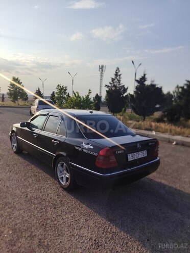 Mercedes C 180-4