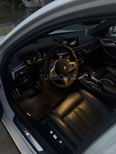 BMW 530-9