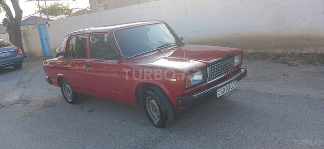 LADA (VAZ) 2107-2