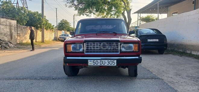 LADA (VAZ) 2107-1