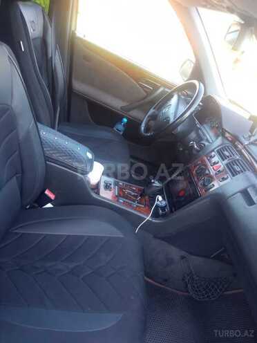 Mercedes E 220-3