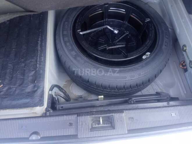 Mercedes E 220-9