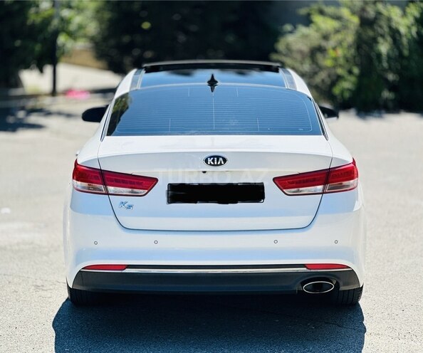 Kia K5-8