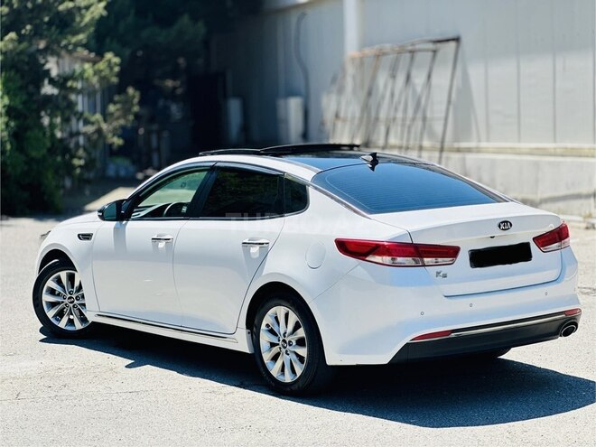 Kia K5-14
