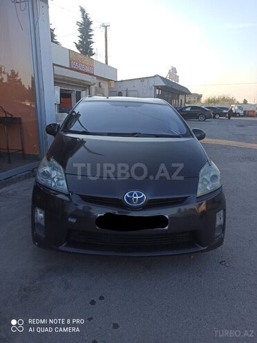 Toyota Prius-1