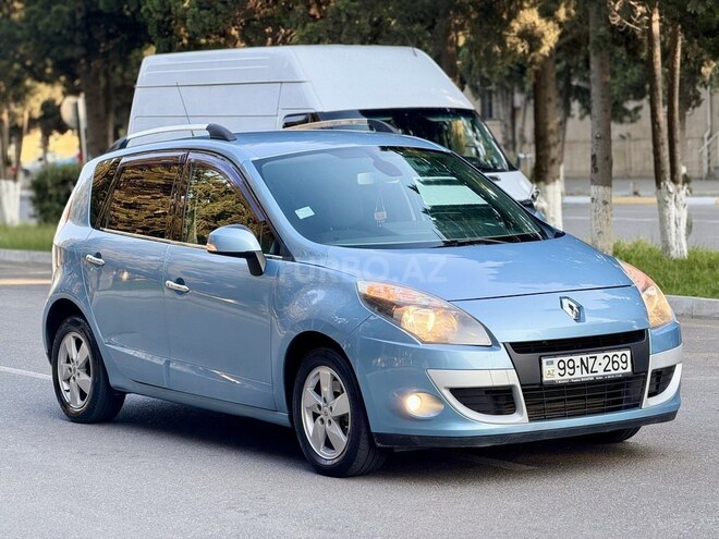 Renault Grand Scenic-3