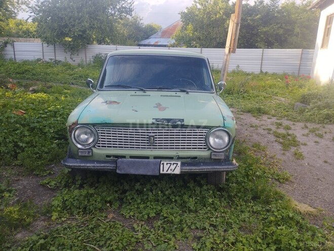LADA (VAZ) 21011-2