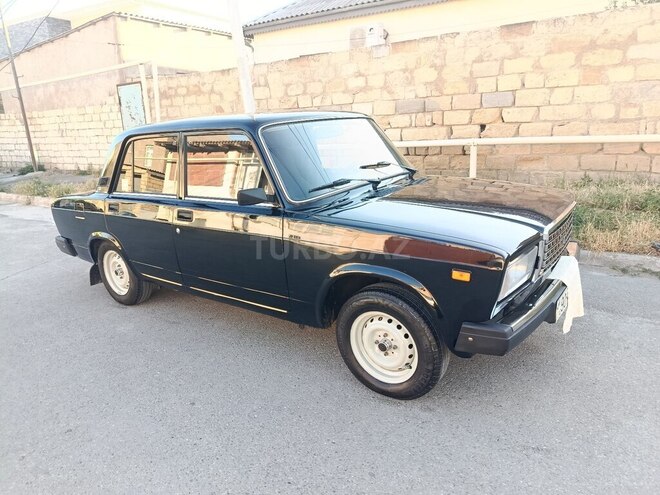 LADA (VAZ) 2107-5