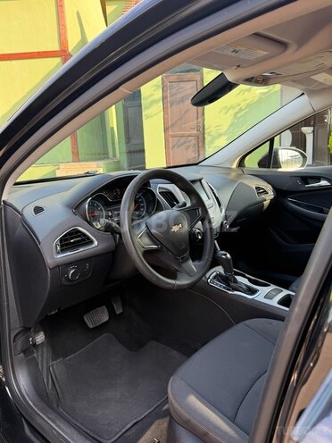 Chevrolet Cruze-9