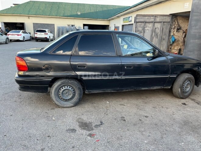 Opel Astra-4