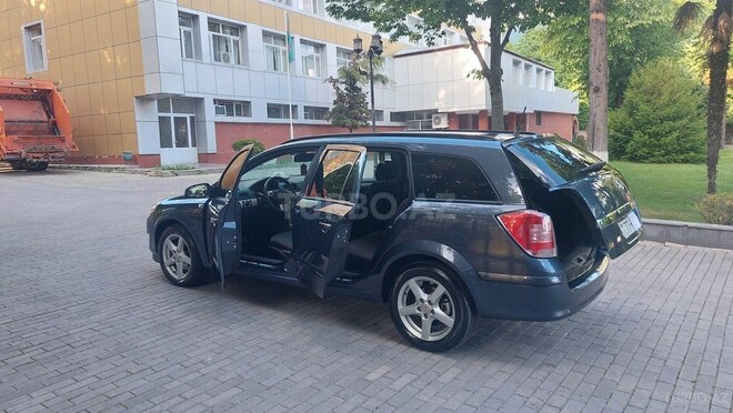 Opel Astra-12