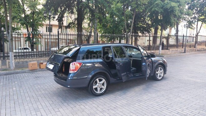 Opel Astra-11