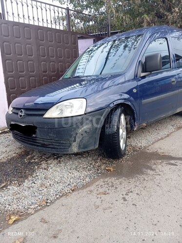 Opel Combo-2