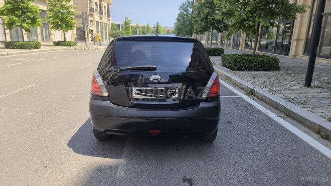 Kia Rio-8