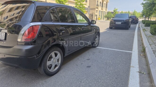 Kia Rio-7