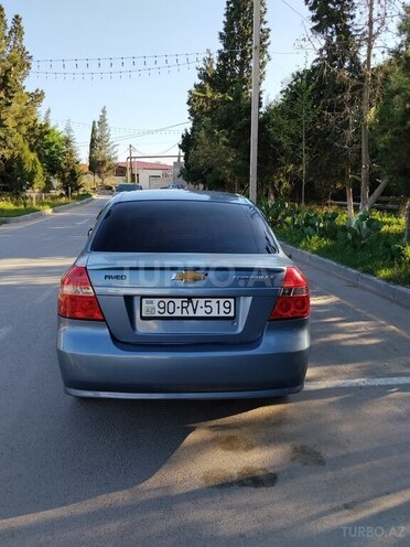 Chevrolet Aveo-3