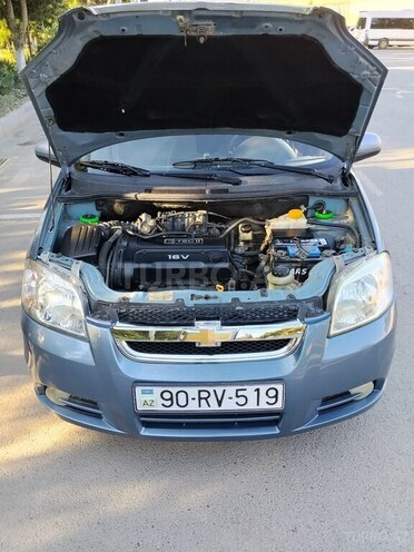 Chevrolet Aveo-2