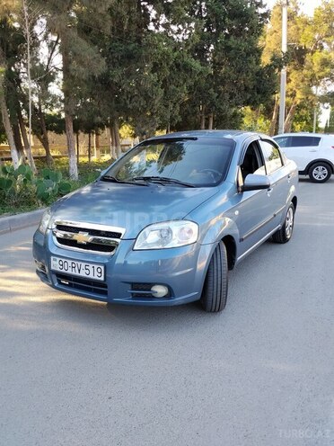 Chevrolet Aveo-10