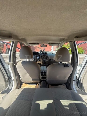 Nissan Micra-9
