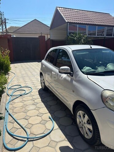 Nissan Micra-4