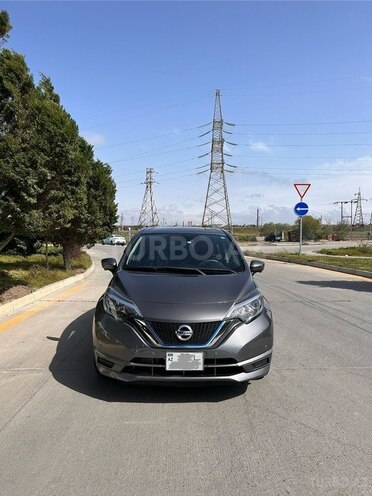 Nissan Note-1