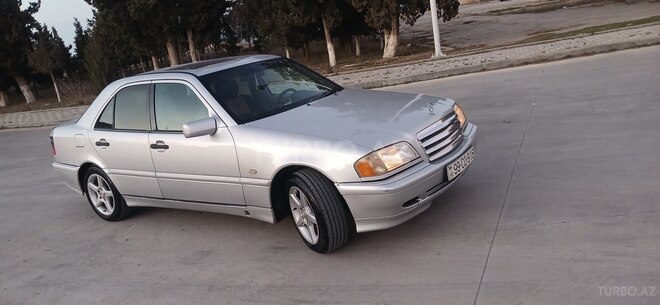 Mercedes C 200-10