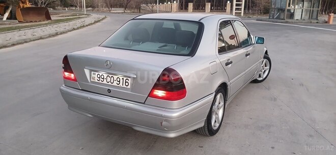 Mercedes C 200-15