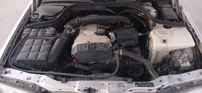 Mercedes C 200-13