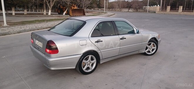 Mercedes C 200-6