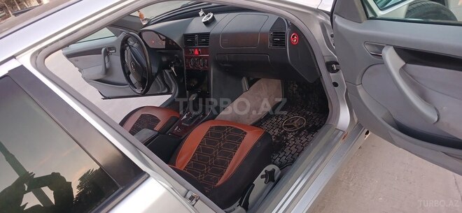 Mercedes C 200-7