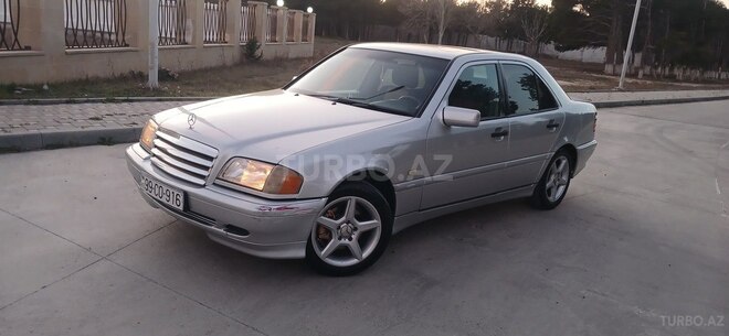 Mercedes C 200-18