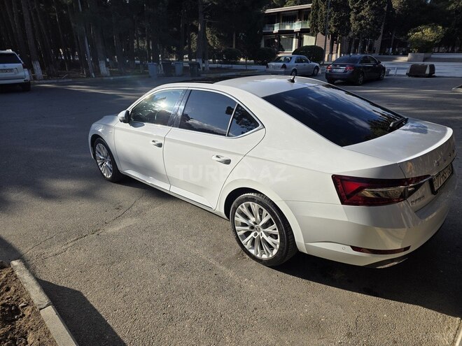 Skoda Superb-4