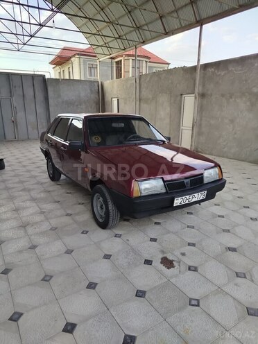 LADA (VAZ) 21099-2