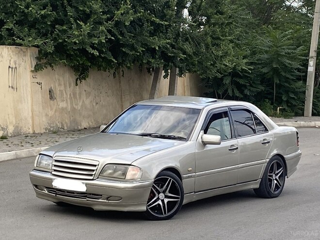 Mercedes C 200-9