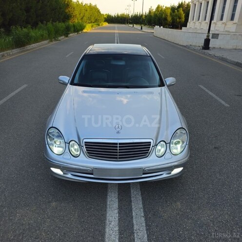 Mercedes E 320-2