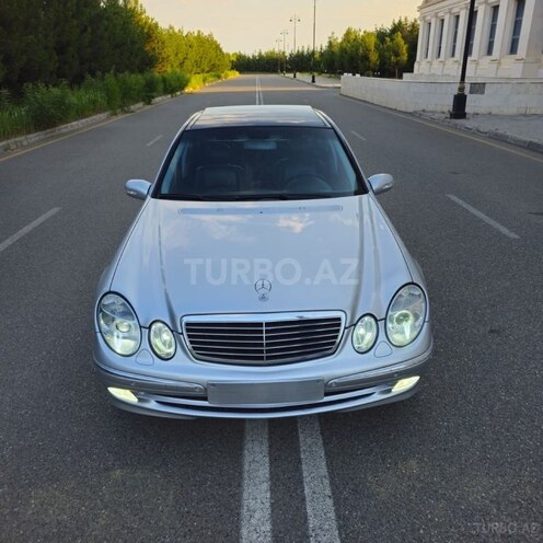 Mercedes E 320-4