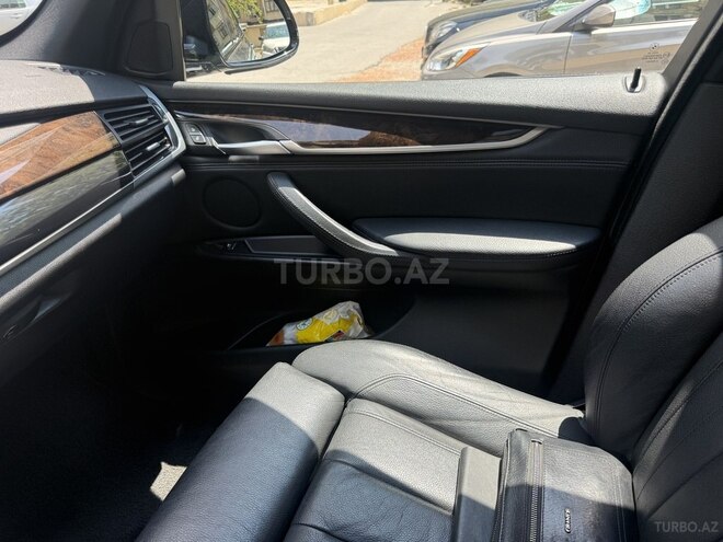 BMW X5-8