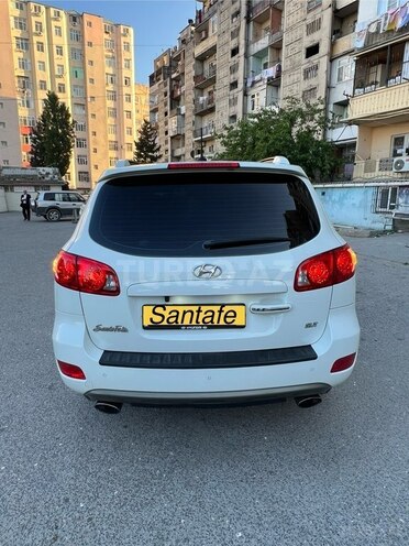 Hyundai Santa Fe-6