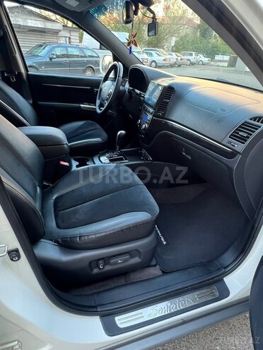 Hyundai Santa Fe-9