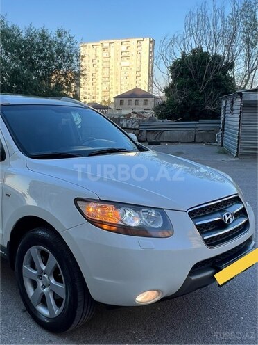 Hyundai Santa Fe-3