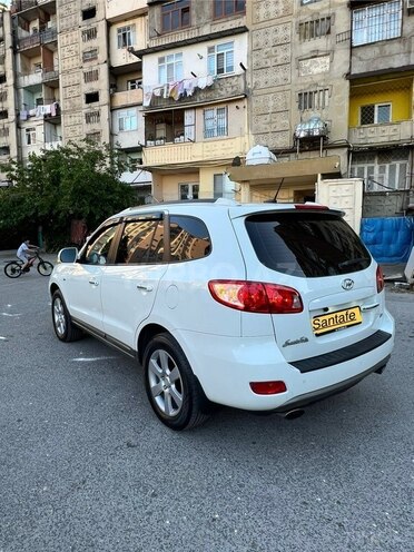 Hyundai Santa Fe-5